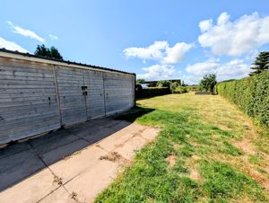 Photo 19- click for photo gallery